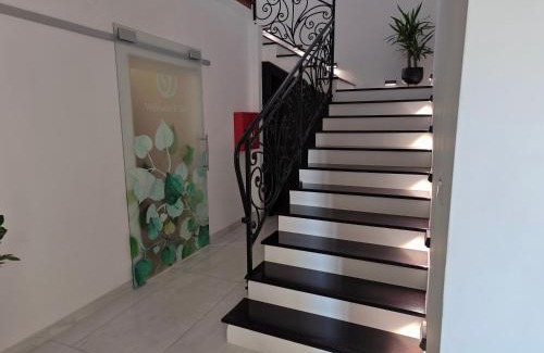 Novi Banovci Hotel | Green Land Club