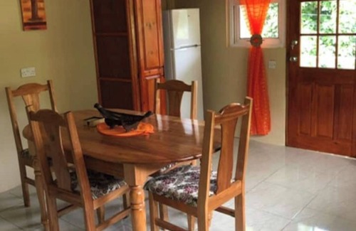 Barroui Apartment | GREEN LANTERN APARTMENTS