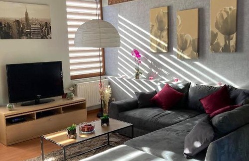 Quevy House | Green Lodges