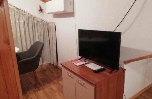 Sliven Apartment | Green Loft Apartment-Rose