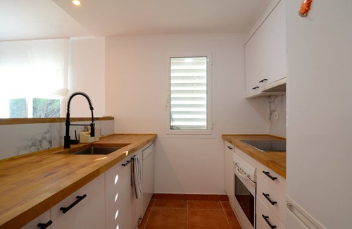 Pals Apartment | GREEN MAR A 304