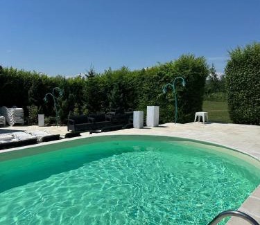 Stolniceni-Prajescu Apartment | Green Oasis