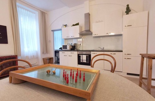 Mariahilf Apartment | Green Palm - cozy, central with green view