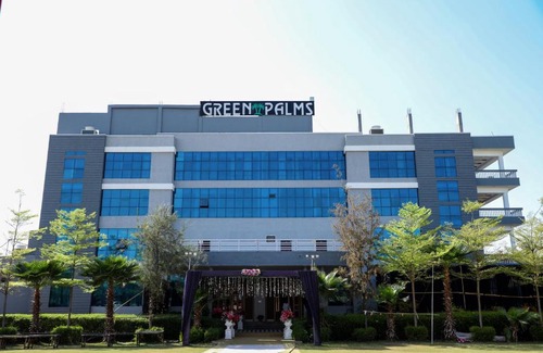 Kota Hotel | Green Palms Hotel and Resort