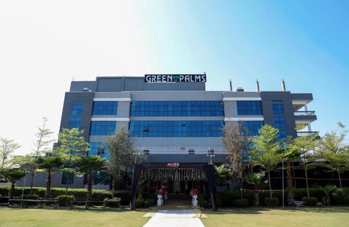 Kota Hotel | Green Palms Hotel and Resort