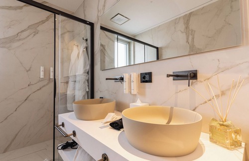 Municipio 2 House | Green Park penthouse Suite & Pool