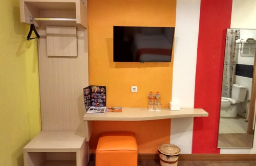 Peterongan Hotel | Green Red Hotel Syariah Jombang