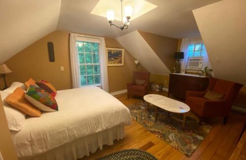 Guilford Bed & Breakfast | Green River Bridge Inn
