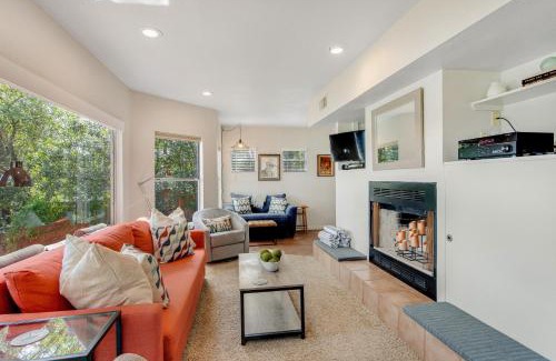 Buchanan Dam House | Green River Lodge - Lake LBJ