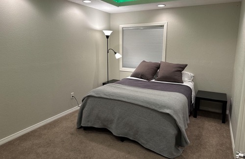 Fort Collins House | Green Room