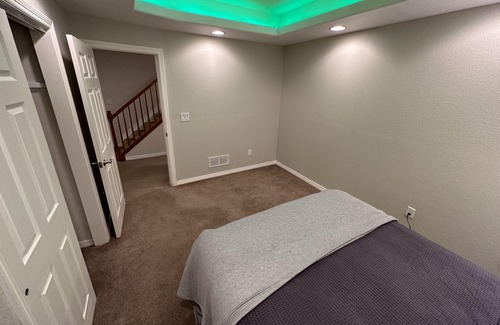 Fort Collins House | Green Room