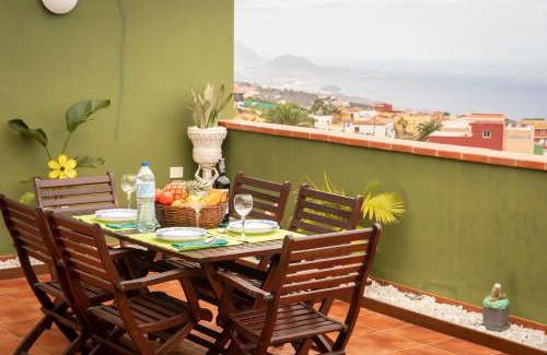 San Juan de la Rambla Apartment | Green Sky
