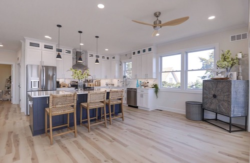 Milford House | Green Street Coastal Retreat