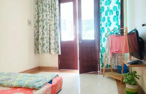 Gubeng House | Green Surabaya Homey