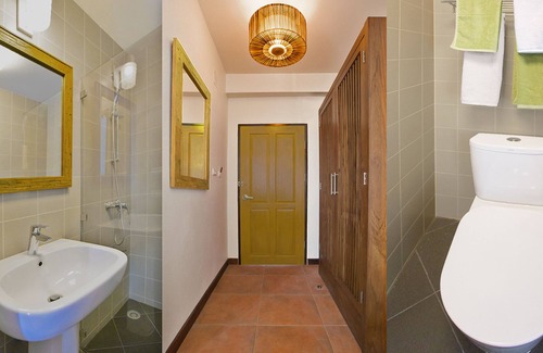 Old City House | Green Tiger House