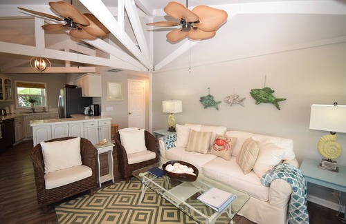 Green Turtle Cay House | Green Turtle Cay Home, Sleeps 7, With Dock Slip And Amazing Sunset Views