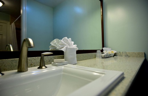 Green Turtle Cay Hotel | Green Turtle Club Resort & Marina