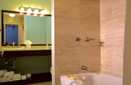 Green Turtle Cay Hotel | Green Turtle Club Resort & Marina