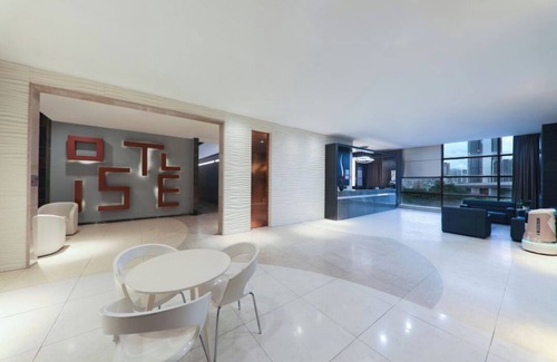 Longhua District Hotel | Green Union Hotel North Station
