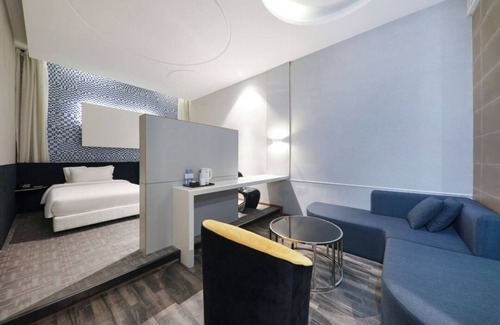 Longhua District Hotel | Green Union Hotel North Station
