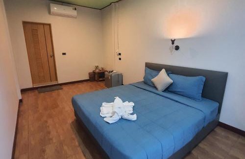 Khlong Sok Cabin | Green Valley Lodge