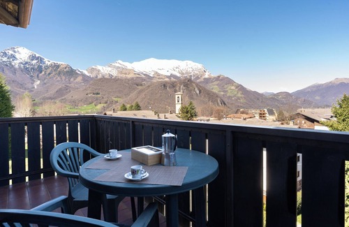 Maggio Apartment | Green valley balcony - Bobbio