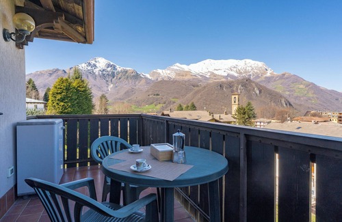 Maggio Apartment | Green valley balcony - Bobbio
