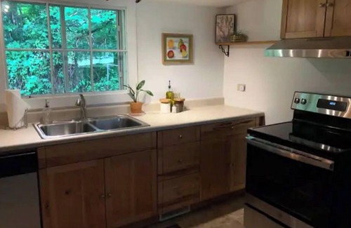 Asheville Cottage | Green Valley Cottage