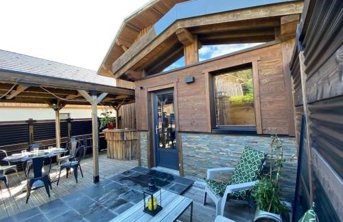 Habere-Lullin House | Green Valley