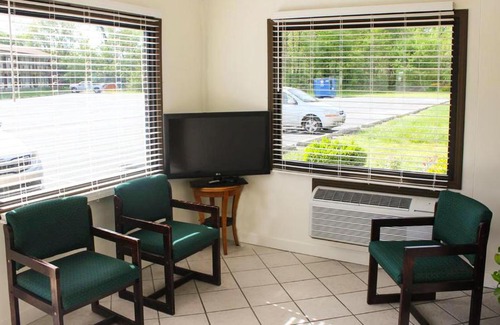 Winston - Salem Hotel | Green Valley Motel Winston Salem