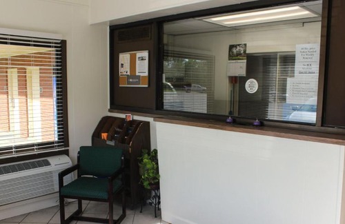 Winston - Salem Hotel | Green Valley Motel Winston Salem