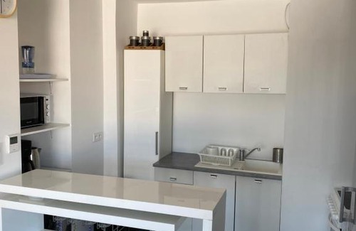 Sannois Apartment | Green View