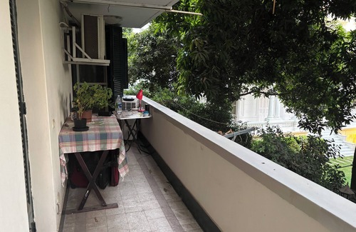 Qasr an-Nil Apartment | Green View Room Cozy Stay in the Heart of Cairo Nile View