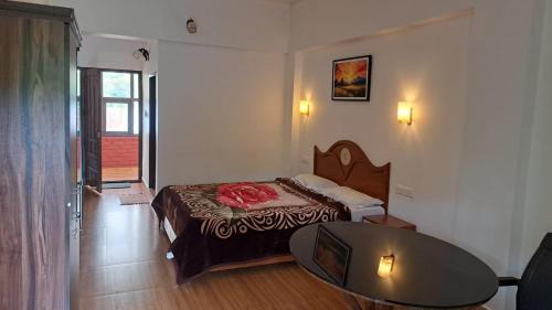 Kumily House | Green Wood Castle Thekkady