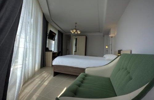 Karakol Hotel | Green Yard Hotel