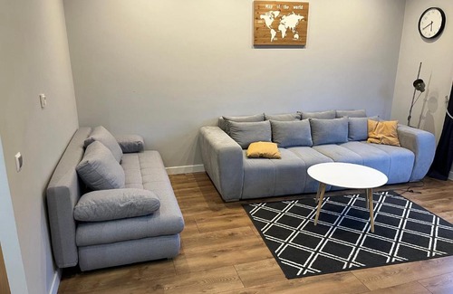 Zielona Gora Apartment | Green Yew Apartment