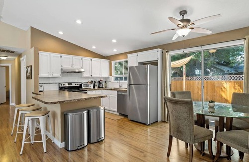 Veterans Park House | Greenbelt Oasis Near Downtown!