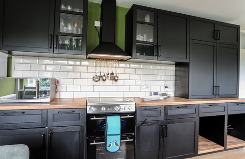 Caergeiliog Cottage | Greenfield