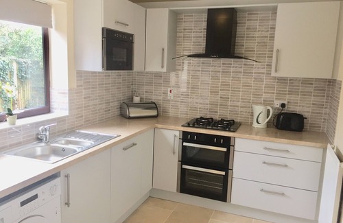 Norwich House | Greenfields House - 3 bedroom detached house