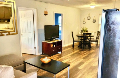 Newport News Hotel | Greenhill Boutique Suites