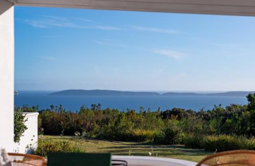 Keurboomstrand Villa | Greenhill Farm Parklands Cottage - 2 bedroom 4 guests - Private House