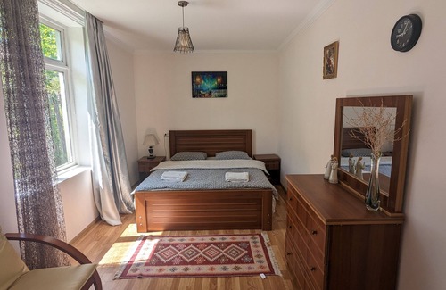 New Boulevard Hotel | GreenHill - Your Guesthouse in Ubisa