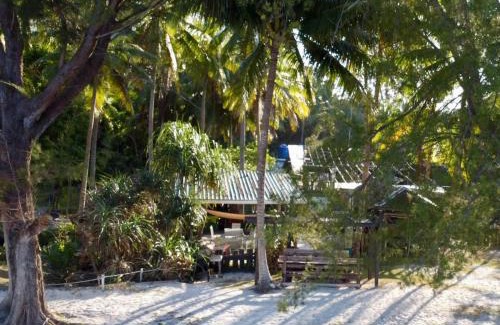 Kampung Mantanani Cabin | GreenHouse EcoLodge