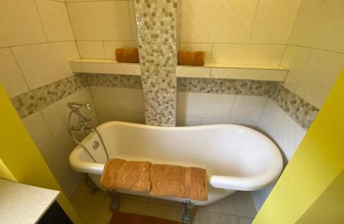 Laborie Apartment | Greenhouse on the Hill, Sea View Studio Apartment