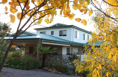 Marysville House | GREENLANDS GUEST HOUSE - Large two story house