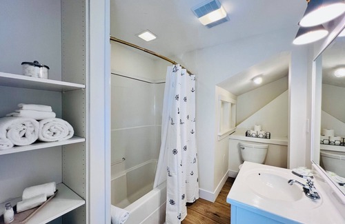 Boothbay Harbor Hotel | Greenleaf Inn