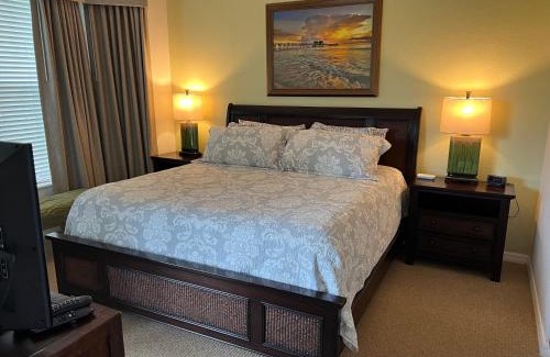 Naples House | GreenLinks Luxury Villa at Lely Resort Golf - 3 Bedrooms