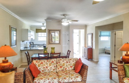 Vuemont Condo | GreenPeiz Barbados | Sea Views | King Bed | Gated Community
