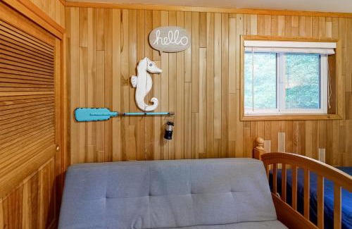 Manzanita House | Greenridge House MCA 824
