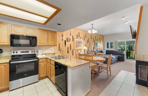 East Village at Copper Apartment | Greens at Copper #318 By Summit County Mountain Retreats